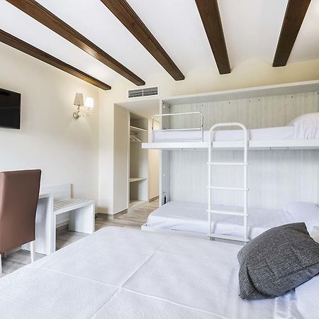 Hotel Atiana 阿尔巴拉辛 外观 照片